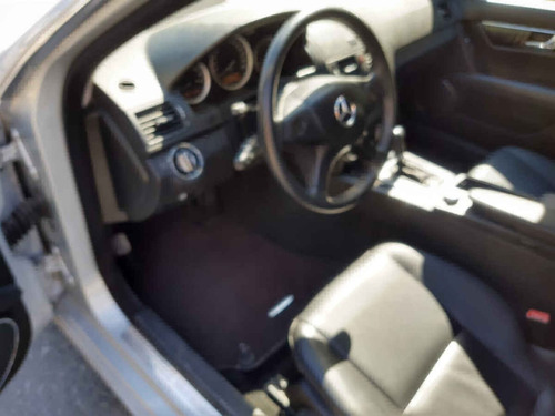 Imagen 10 de 15 de 2010 Mercedes Benz C200 Kompressor