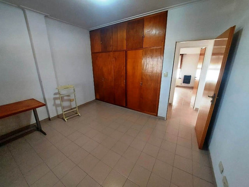 Imagen 7 de 15 de Hermoso Deparatmento Centrico En Venta En #trenquelauquen
