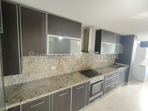 Se Alquila Estupendo Apto En Colinas De La Tahona Cod 25-18273 Rex