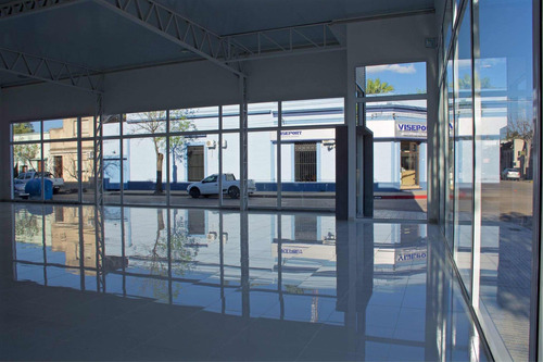 Salon Comercial