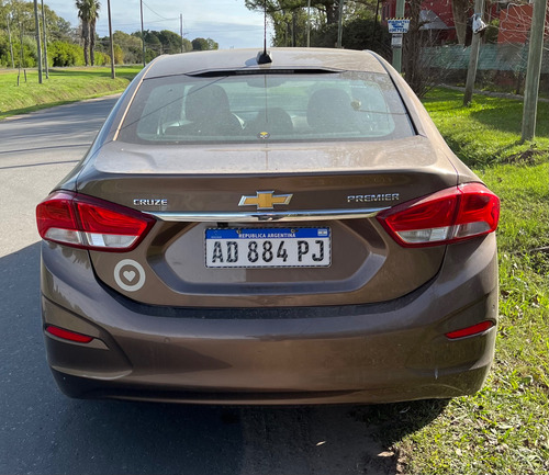Chevrolet Cruze 1.4 Premier At Sedan