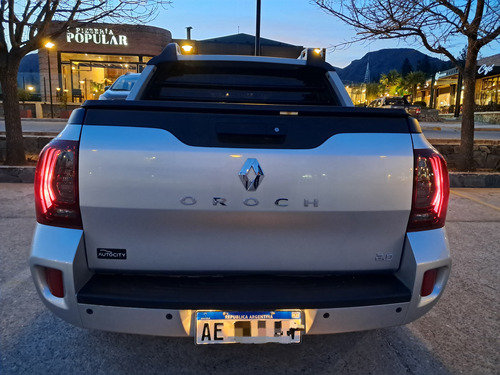 Renault Duster Oroch 2.0 Outsider Plus