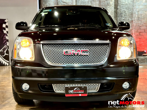GMC Yukon 6.2 C Denali 403 Hp 4x4 At