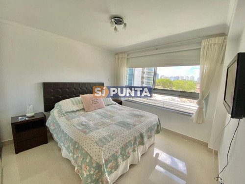 Imagen 9 de 17 de Venta De Apartamento De 2 Dormitorios En Miami Boulevard Punta Del Este