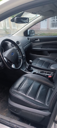 Ford Focus 2 2.0 Ghia Mt