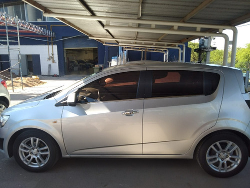 Imagen 4 de 9 de Chevrolet Sonic Ltz 2013 - Avec Peugeot