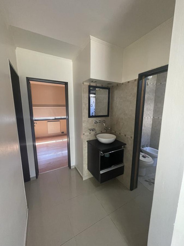Casa En Venta- Parque Sicardi. 2 Dormitorios, Garaje, Parrilla, Parque, 659 Esquina 13