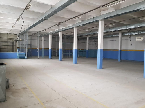 Excelente Galpão Em Terreno Com 3.500 M², - Ga0005