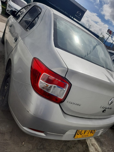 Imagen 3 de 9 de Renault New Logan Expression 1.6 At Mod 2020