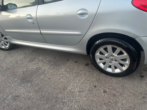 Peugeot 207 1.6 Xt