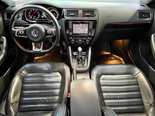 Volkswagen Vento 2.0 Gli App Connect + Vw 2018 Usados Vento