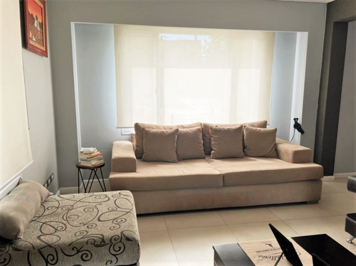 Imagen 3 de 15 de Alquiler! Casa De 4 Ambientes Con Dependencia Y Piscina En Fincas De Iraola Dos
