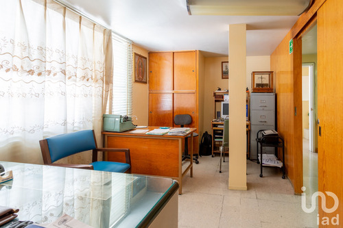 Renta Edificio 8 Ambientes Constitución De La República