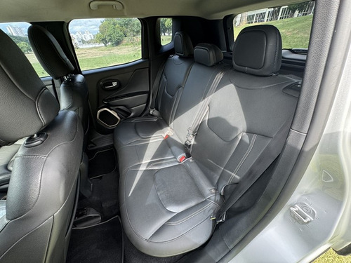 Jeep Renegade 1.8 16V FLEX LONGITUDE 4P AUTOMÁTICO