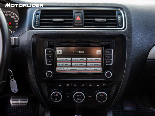 Imagen 17 de 25 de Volkswagen Vento 2.0 Gli Dsg | Permuta / Financia