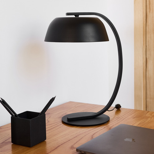 Lampara De Mesa Velador En Hierro Estilo Industrial. Estructura Negro Pantalla Beige