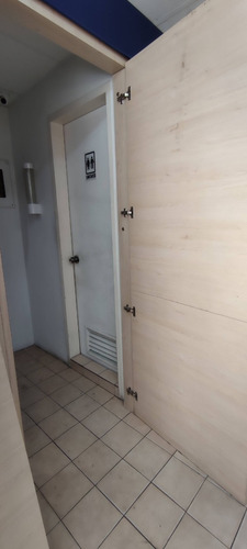 Imagen 5 de 6 de Alquiler De Local Comercial En El Cc La Galería -av.bolívar136626