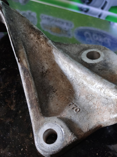 Soporte Base De Motor De Chevrolet 3.1 Buik, Century (Usado)