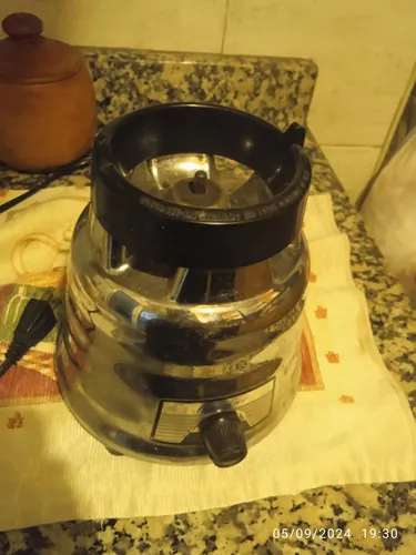 Licuadora oster usada sin vaso hotsell