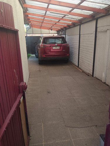 Venta De Exclusiva Residencia En Los Lirios, Collao: Comodi