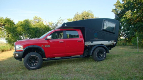 Doge Ram 2500 - Camper