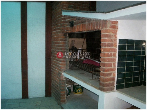 Casa En Muy Buena Ubicacion- Ref: 4280