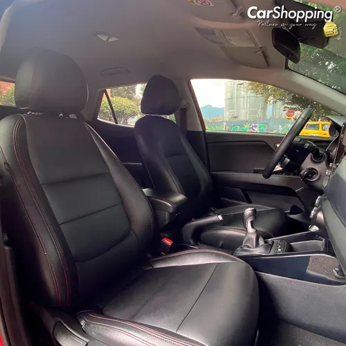 Kia Stonic 1.0 Mt Zenith Híbrida La Más Full Como Nueva