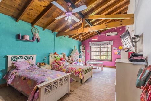 Venta Casa En Monte Grande - 3 Dormitorios - Apto Crédito