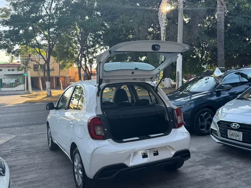 Nissan March 1.6 Advance Mt