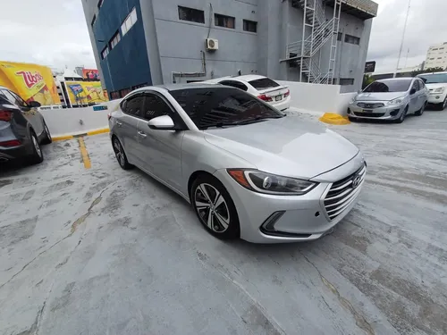 Hyundai Elantra Se  Año 2017 Motor Doch  Gasolina