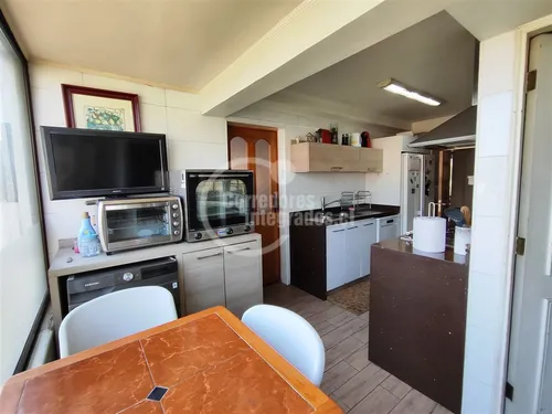 Departamento En Venta De 4 Dorm. En Raúl Labbé Lo Barnechea