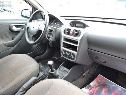 Gm Corsa Hatch Premium 1.4 Completo Menos Ar Financiamos