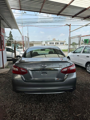 Nissan Altima 3.5 Exclusive Cvt