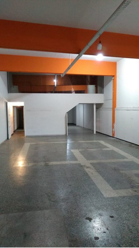 Imagen 5 de 18 de Local En Venta En Lanús Oeste