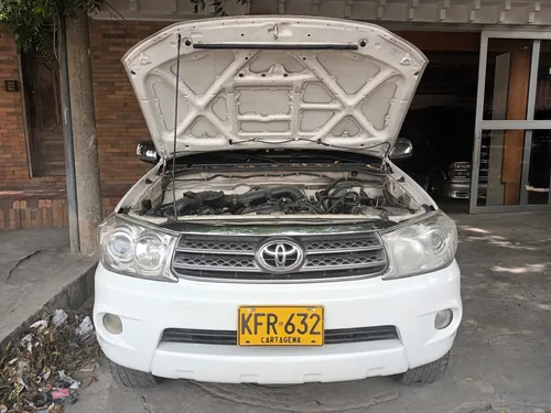 Toyota Fortuner 2.7l 4x2