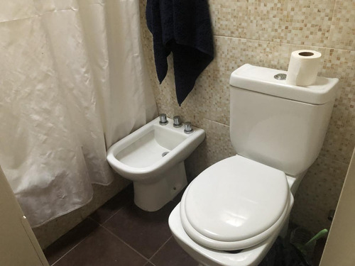 Imagen 7 de 12 de Casa Americana - 3 Ambientes En Venta - Amplio Fondo - Permuta - Padua