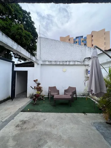 Casa En Los Nisperos En Venta