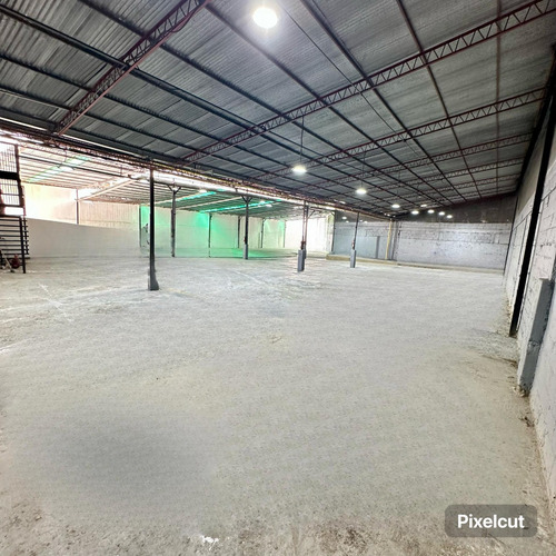 Venta Excelente Galpón En Boleíta Sur!! Oportunidad De Inversión!!!