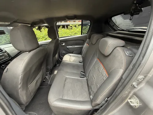 Renault Stepway 1.6 Intense Automática