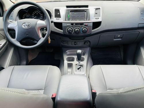 Imagem 9 de 14 de Toyota Hilux Cd Sr 2.7 Branco 2014