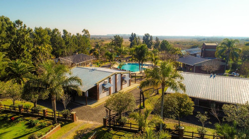 Edificio Comercial / Complejo Turístico En Venta Gualeguaychu