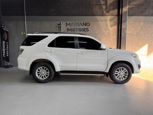 Toyota Hilux SW4 2.7 SR 4X2 16V FLEX 4P AUTOMÁTICO
