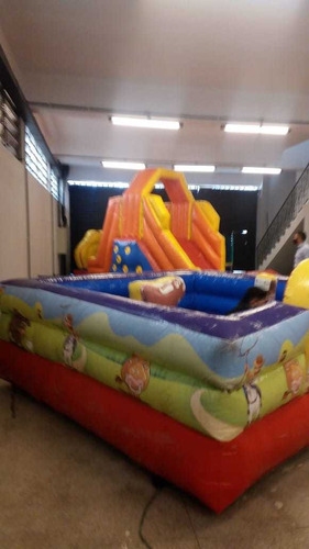 Imagem 1 de 5 de Locação De Mesas,cadeiras E Brinquedos Para Festas E Evento