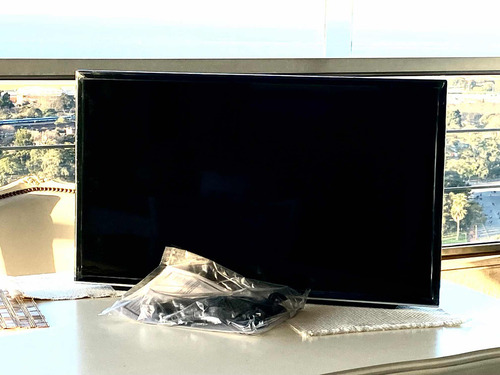 Tv Led Tcl 32 ! Tengo 17! No Retira X Palermo