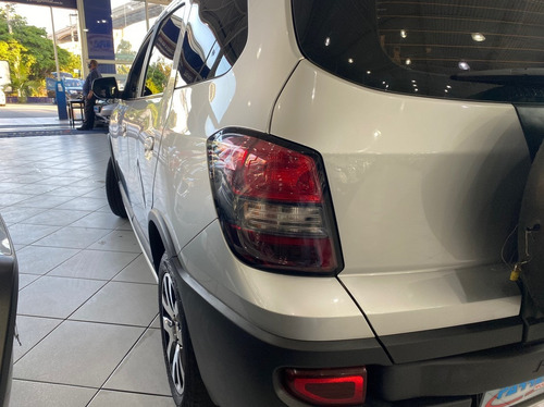 Imagem 13 de 15 de Chevrolet Spin 1.8 Activ 8v 2016