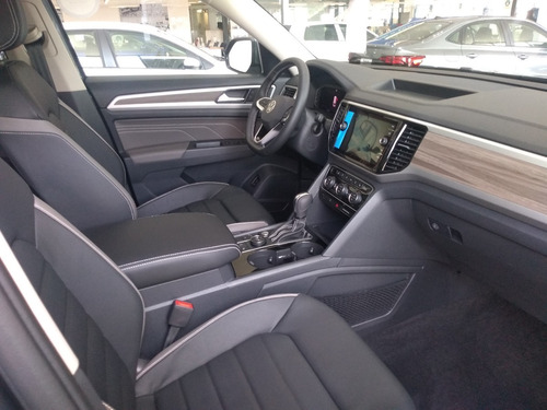 Imagen 10 de 15 de Volkswagen Teramont Highline 2021