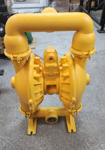 Bomba De Diafragmas Versa Matic 2 Pul Aluminio Buna (Usado)