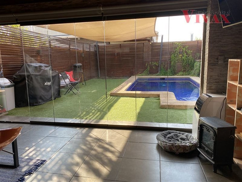 Imagen 3 de 25 de Casa En Venta De 4 Dorm. Con Piscina En Lampa Valle Grande