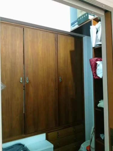 En Venta Hermosa Casa 4 Ambientes Con Cochera 2 Autos, Fondo Libre Y Quincho En Wilde Centro.