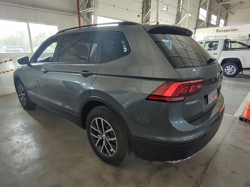Imagen 10 de 15 de Volkswagen Tiguan Allspace 2018 1.4 Tsi Trendline 150cv Dsg